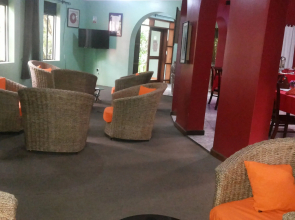 White Castle Hotel Arua