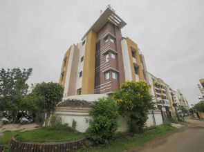 OYO 7439 Hotel Gayatri Inn Annex