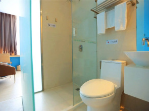 Colour Inn Shenzhen Dongmen Branch