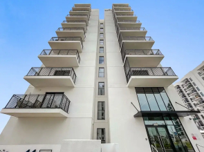 Silkhaus Waters Edge Tower - Yas Island