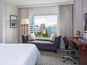 The Westin Jersey City Newport