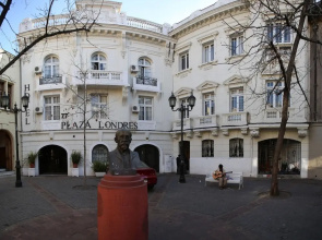 Hostal Plaza Londres 77