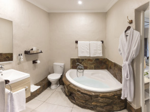 Aquila Private Game Reserve & Spa