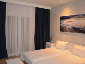 Akti Hotel & Apartments