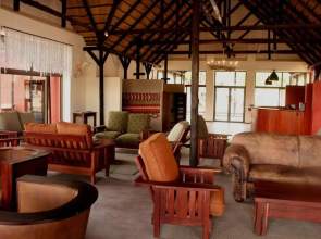 Hobatere Lodge