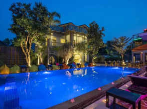 White Rabbit Hostel - Adults Only