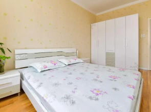 Shengjing Yiju Boutique Apartment 1st