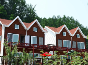 Gapyeong Jangmi Pension, All rooms Duplex