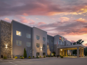 Best Western Plus Parkside Inn & Suites