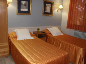 Hostal Montserrat