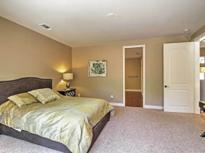 Roomy Home w/ Deck, 5 Mi to Lake Arrowhead Village