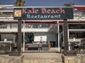 Kalia Beach  Side