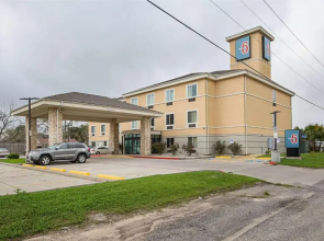 Budget Inn and Suites