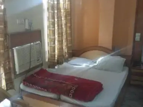 Raghav Hotel