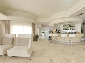 Sunshine Hotel & Spa