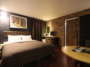 Hotel the Lua