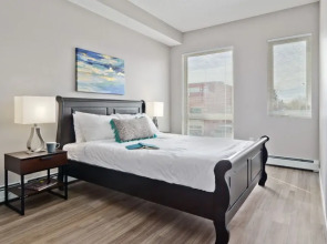 1410 Inglewood Condominium