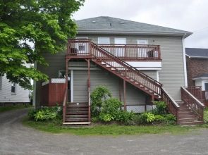 Moncton Suites - 267 Universite Ave