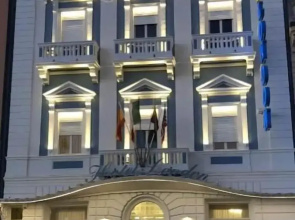 Hotel London