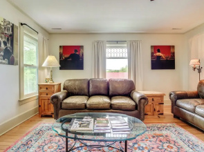 Cozy Elkhart Lake Apartment: Walk to Town & Dining