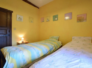 Rustic Holiday Home in Septon with Private Garden