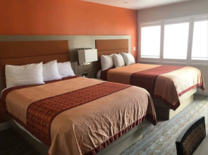 Presidio Parkway Inn