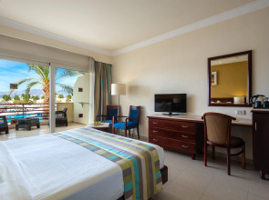 Xperience Kiroseiz Parkland Resort