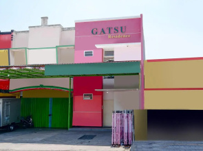 OYO 1815 Gatsu Residence