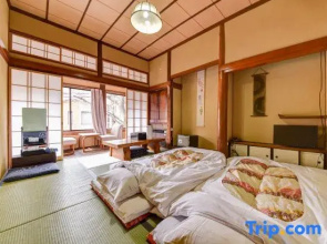 Takaraya Ryokan