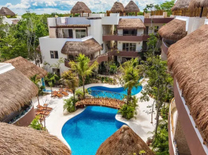 Samati Penthouse Private roof jacuzzi