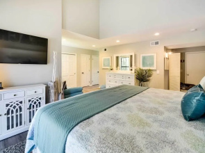 Modern Seabrook Island Resort Condo: Near Beach!