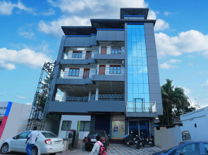 OYO 10220 Chaithanya Complex