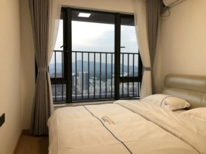 Shengang Executive Apartment (Shenzhen Vanke Yuncheng Store)