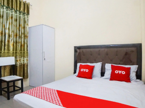 OYO 90785 Mutiara Guest House