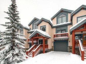 Pines 75 Townhome