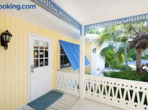 Great Escape-4BR by Grand Cayman Villas & Condos