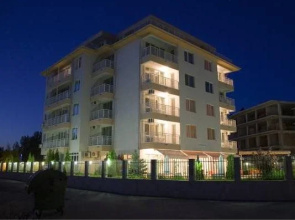 Sunny House Apart Hotel