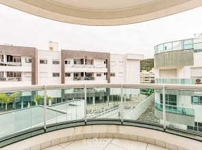 Lindo e Espacoso Apartamento nos Ingleses Sdo206