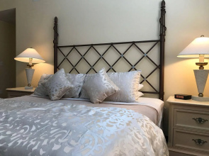 The Annex Room Suites