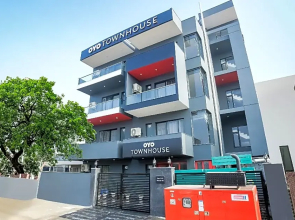 Townhouse Artemis Hospital