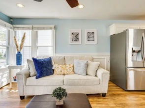 New Jersey Abode - Near Theme Parks, Walk to Beach