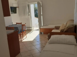 Dobri - 500 m from beach - A3(2+2)