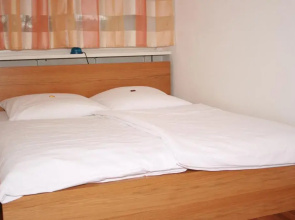 Apartment-Westend
