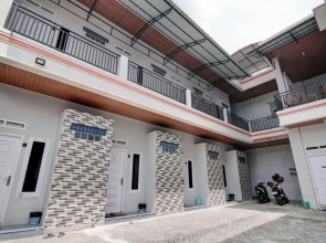 OYO 92806 Penginapan Geby Syariah