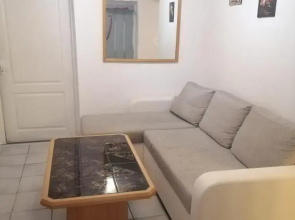 Karla Residence / Greta Residence