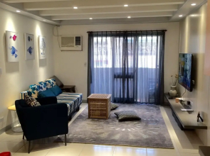 Tainan Zonghua Road Guest House