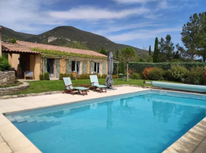 GITE AUX 4 SAISONS DU COLORADO PROVENÇAL - 3 ÉTOILES - Rustrel