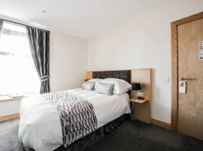 Seaview Hotel