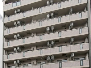 Grand Court Namba 206