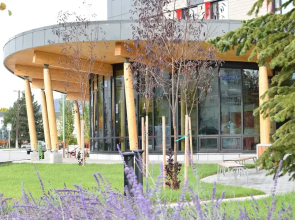 Residence & Conference Centre - Kelowna